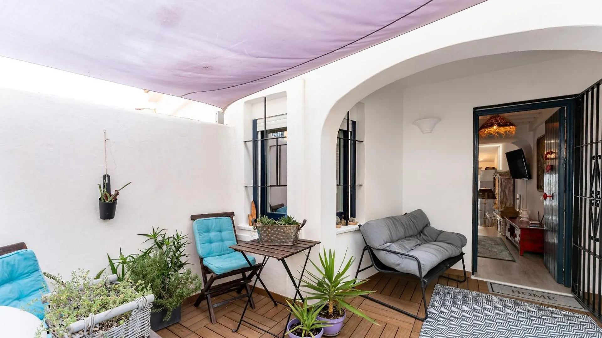 Beautiful Frontline Apartment Marbella