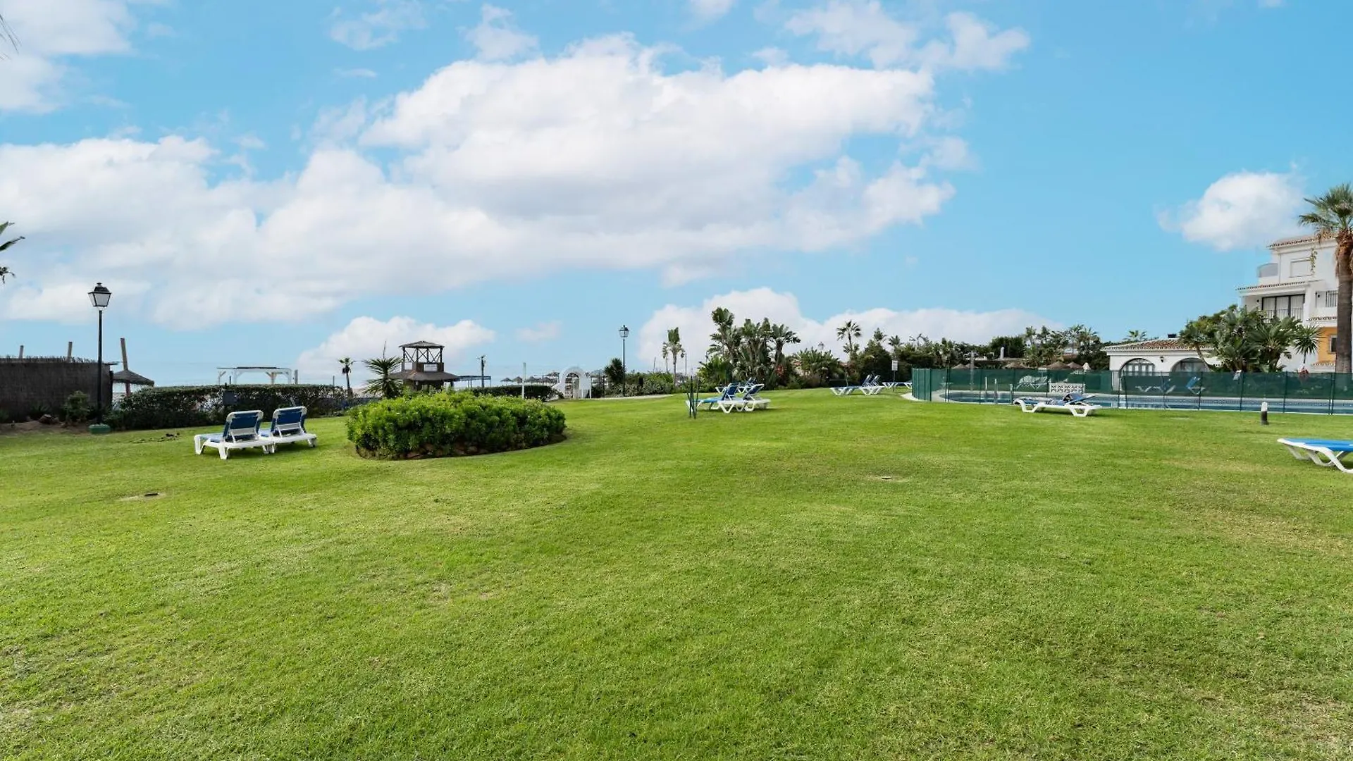 Beautiful Frontline Apartment Marbella